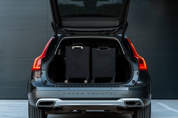 Priestranný batožinový priestor Volvo V90