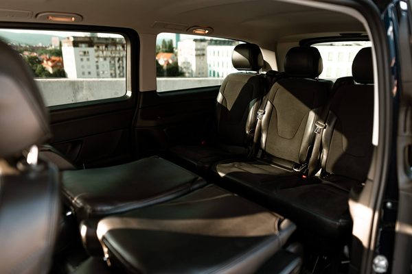 Mercedes V-Class - priestor pre cestujúcich